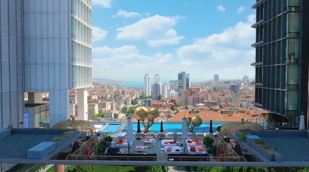 Quasar İstanbul Residence'de Satılık 1+1 Lüx Daire